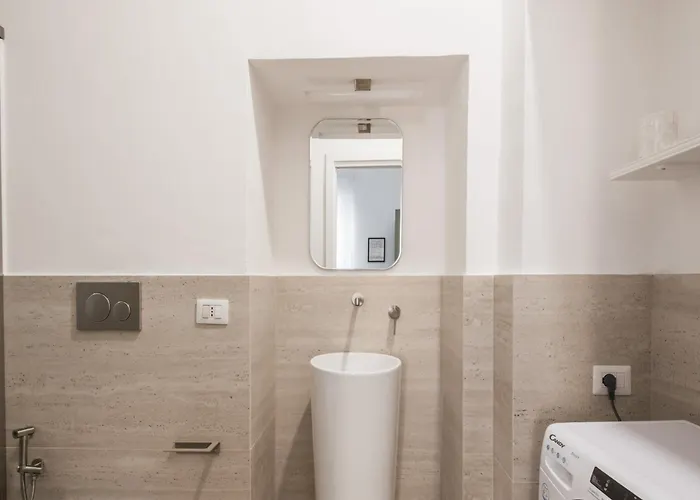 The Rent - Two-bedroom In Santa Maria Maggiore